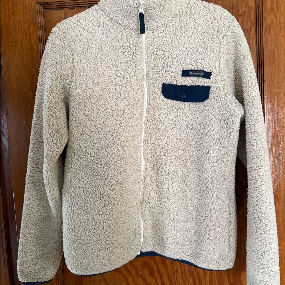 Columbia Women’s Cream Sherpa Fleece Jacket with Navy Accents Size M